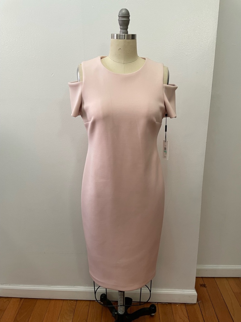 Calvin Klein - Cold Shoulder Sheath Dress